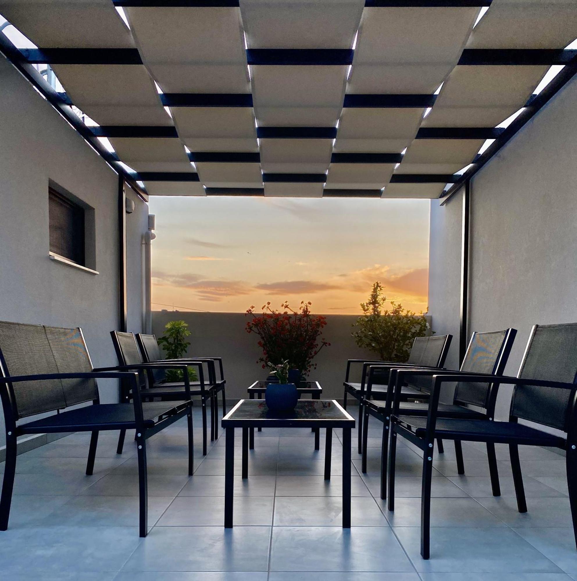 Pap'S Lab Apartments كاندية المظهر الخارجي الصورة